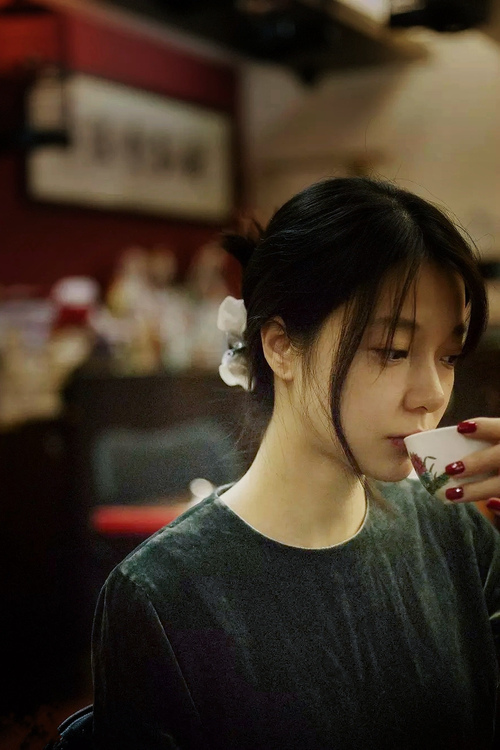 尼克斯防守强度保持高位连续压制对手，尼克斯控卫