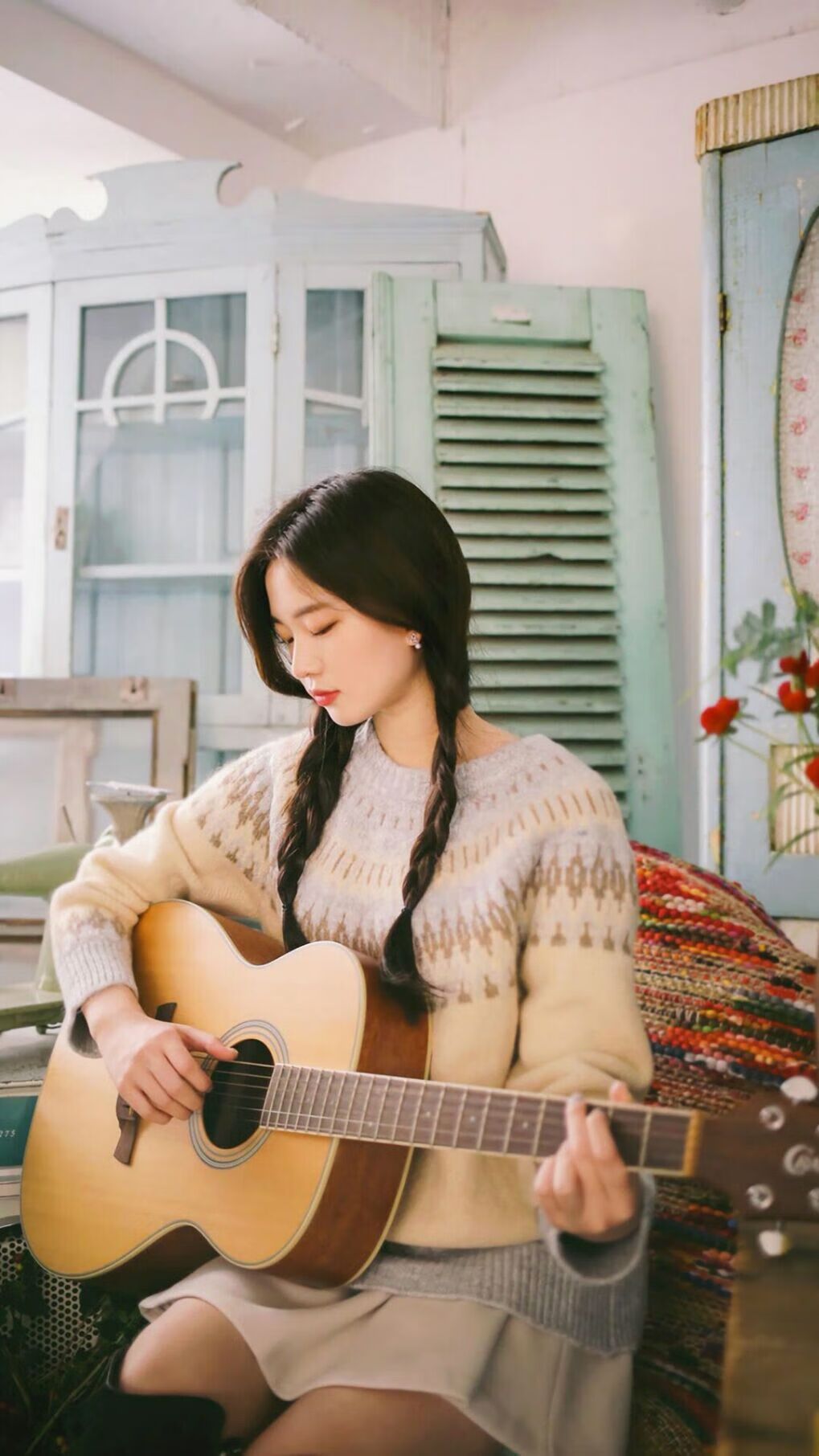 尼尔·巴特尔展现出极强的防守意识，成为袋鼠队的防线核心，尼尔巴纳德